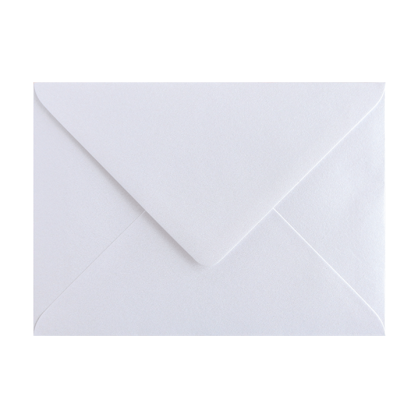 Shimmery white B6 envelope