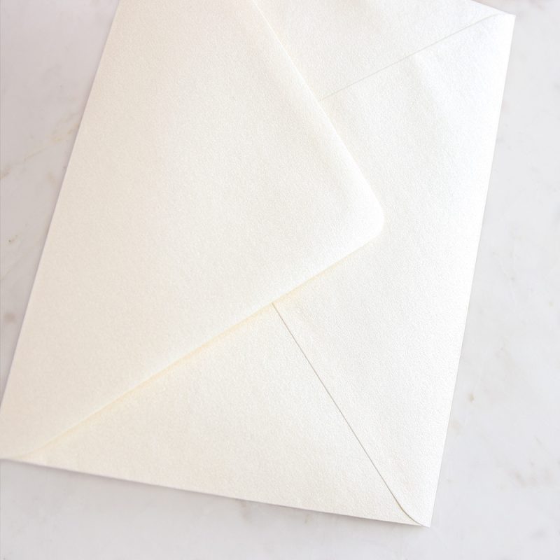 Shimmery ivory / cream B6 envelope - Image 2