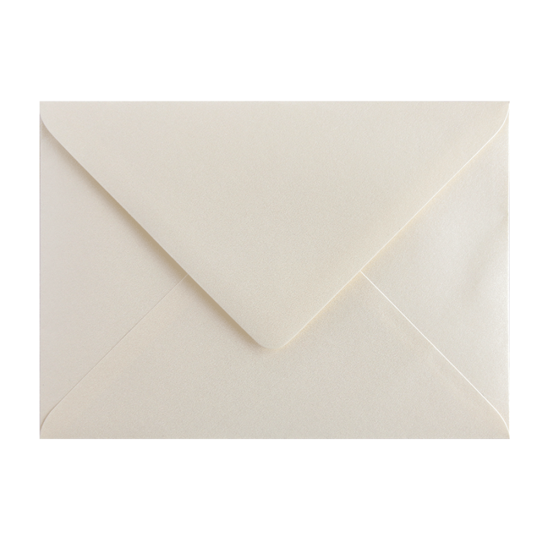 Shimmery ivory / cream B6 envelope